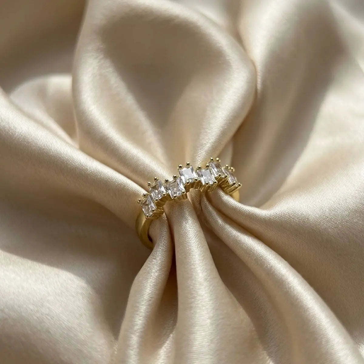 Lumière Lane Ring