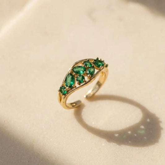 Ivy Reverie Ring (Emerald Green)