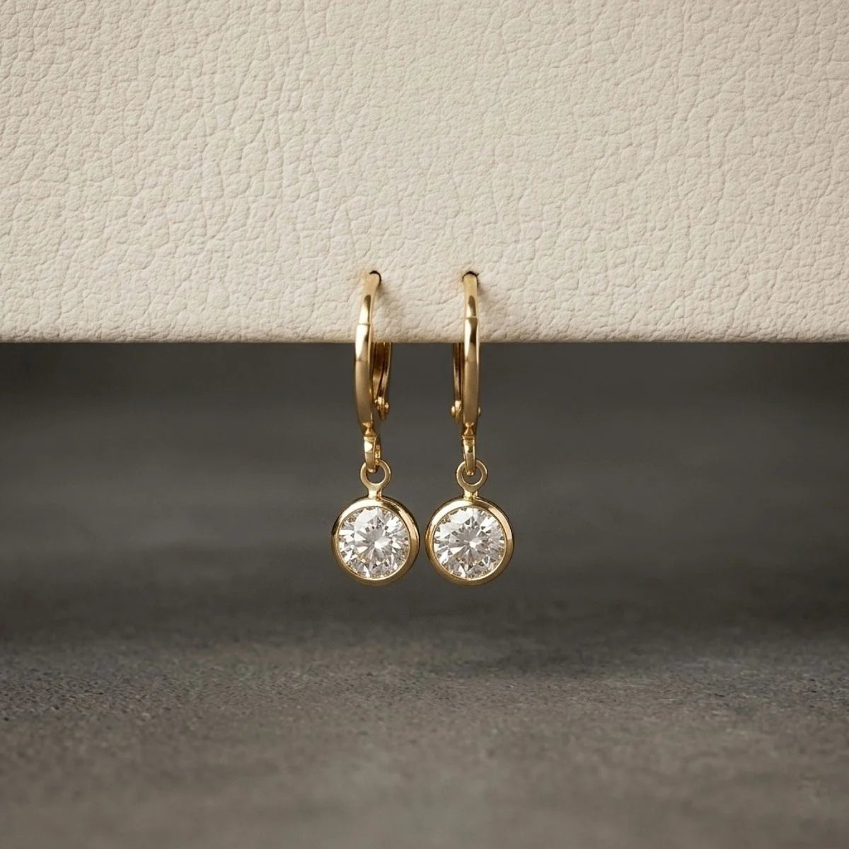 Glowstone Dangle (Gold)